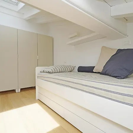 Finestra Vista - Gardagate Apartment *